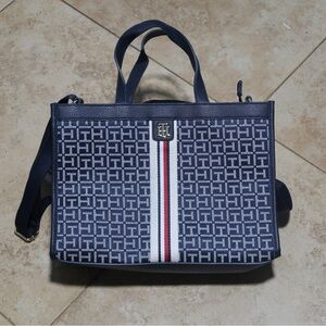 Tommy Hilfiger bag